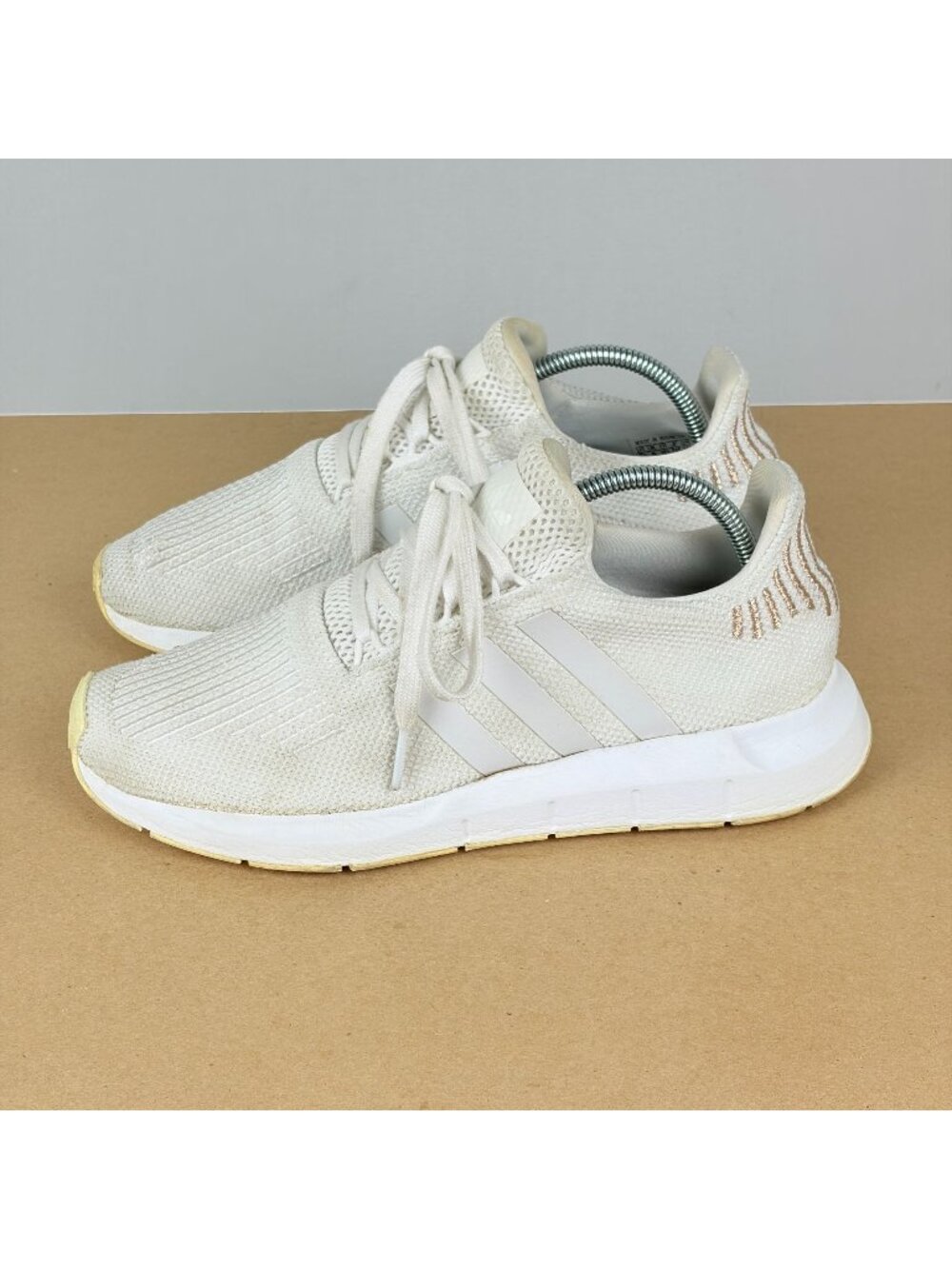 Adidas Swift Run Athletic Shoes Womens 7.5 White Rose Gold Low Top Lace Up